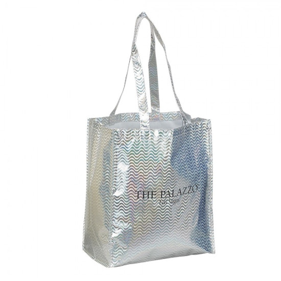 The Chic Shopper by Dufflebags.com The Chic Shopper by Duffelbags.com